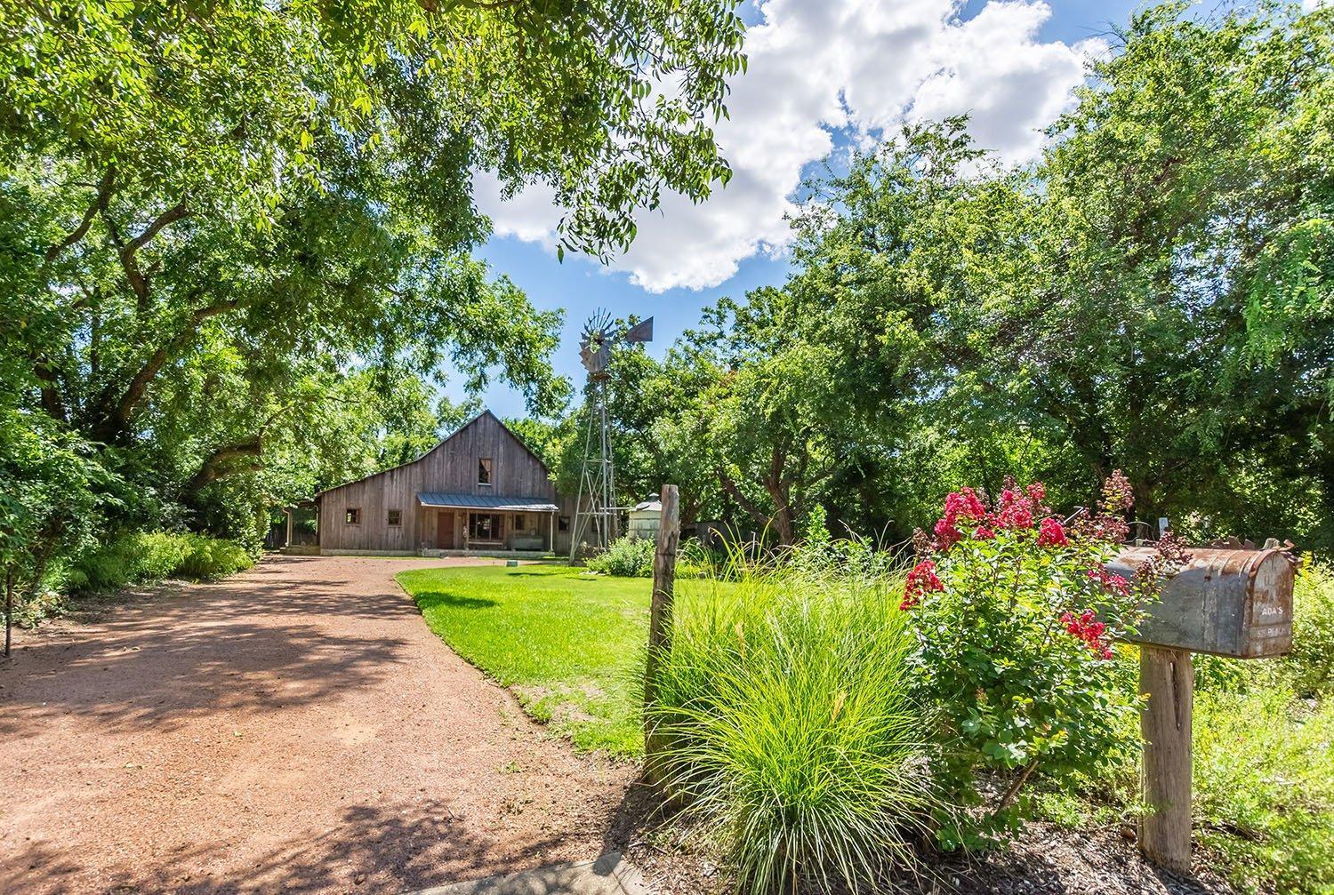 Villa Ada'S Peach Street Hideaway - Whole House Fredericksburg Exterior foto